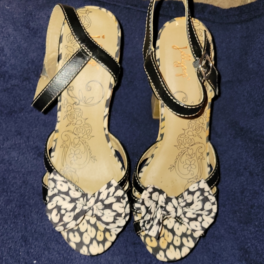BLK/Wh platform heels